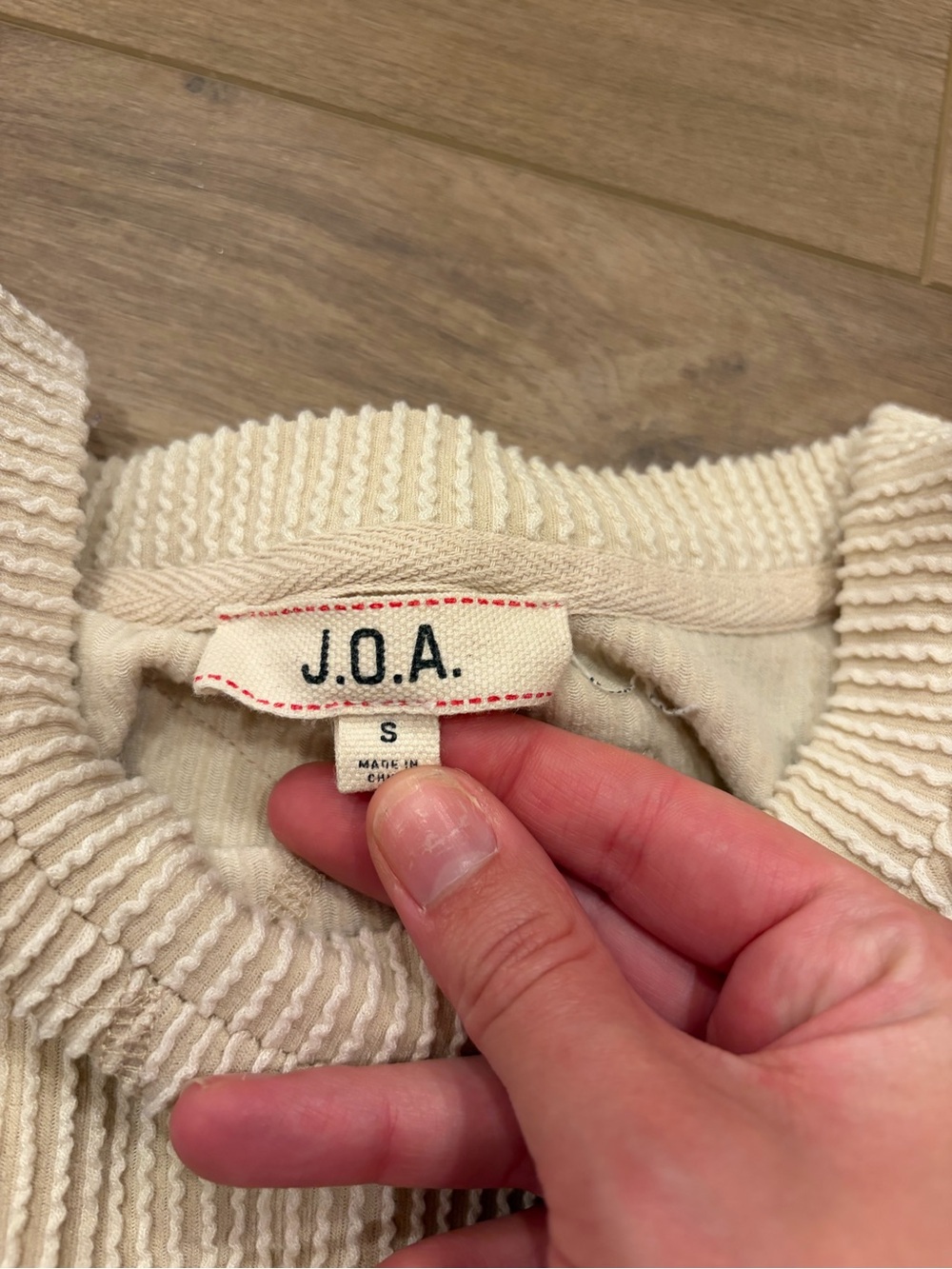 J.O.A. Textured Blouse - Picture 4 of 4
